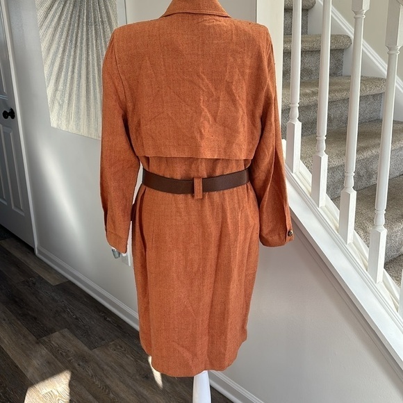 Vintage silk overcoat dress with belt. No size, but would fit a small - Picture 2 of 7